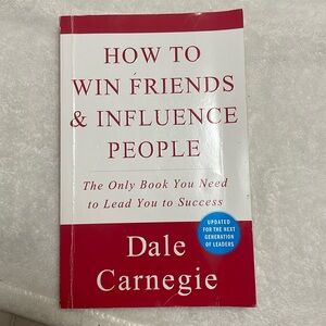 How to Win Friends & Influence People - Dale Carnegie